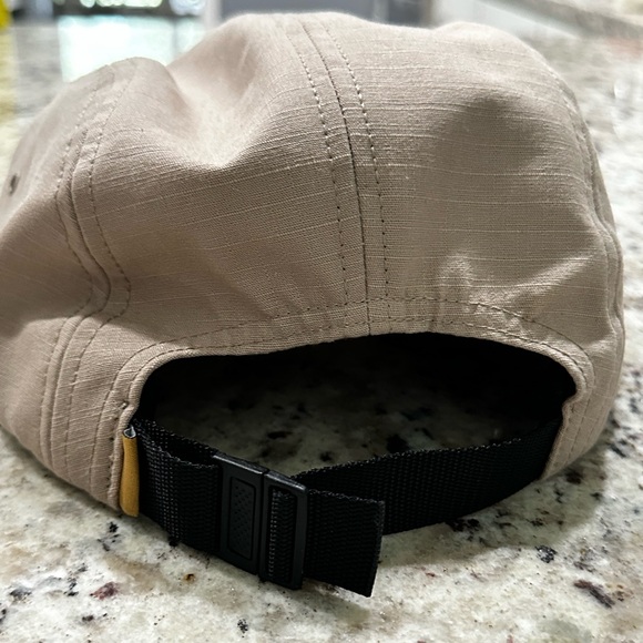 October’s Very Own OVO hat by Drake - Picture 3 of 3